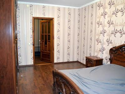 квартира за адресою Драгоманова вул., 40-З