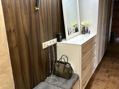 квартира по адресу Чернобыльская ул., 3