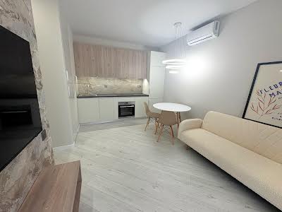 квартира по адресу Краснова ул., 3