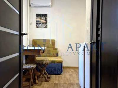 квартира за адресою Олександра Довженка вул., 16-В