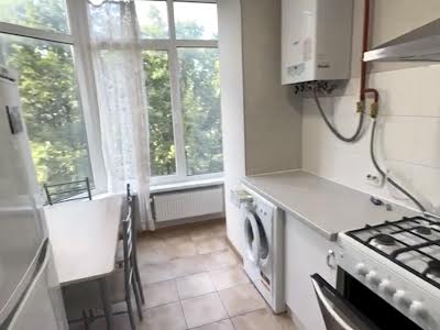 квартира за адресою с. Петропавлівська борщагівка, Садова вул., 51-В