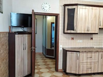 квартира за адресою Митрополита Андрея Шептицького вул. (Анатолія Луначарського), 10