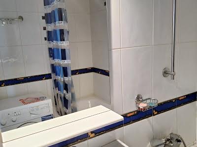 квартира за адресою Квітневий пров., 10