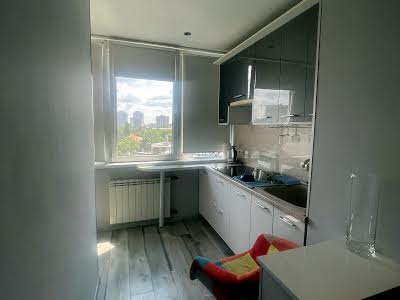 квартира по адресу Дарницкий бульв., 1