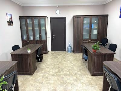 коммерческая по адресу Гусовського ул., 11/11