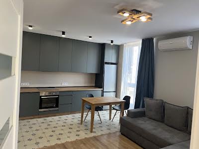 квартира за адресою Шолуденка вул., 30