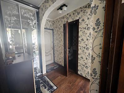 квартира по адресу Ушинского ул., 18
