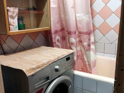 квартира за адресою Червоної Калини просп. (Володимира Маяковського), 37а