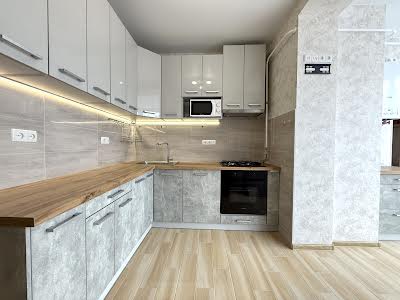 квартира за адресою Миру вул., 3