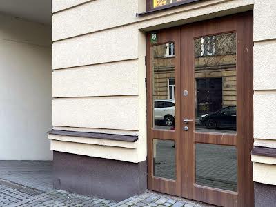 комерційна за адресою Сидора Голубовича вул., 37