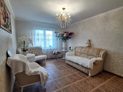 квартира за адресою Здолбунівська вул., 13