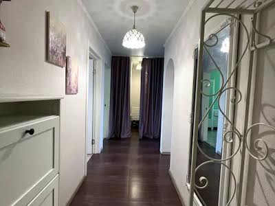 квартира за адресою Миколи Ушакова вул., 4