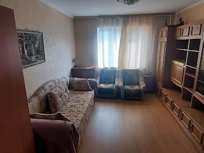 квартира за адресою Каштанова вул., 5