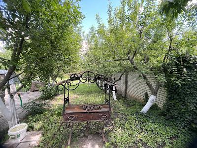 будинок за адресою с. Крюківщина, Квіткова вул., 3