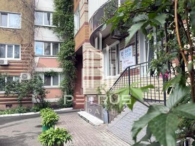 квартира за адресою Урлівська вул., 16/37