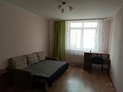 квартира за адресою Саперно-Слобідська вул., 24