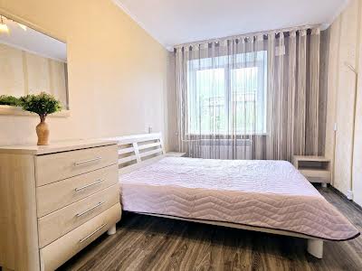 квартира за адресою Жилянська вул., 74