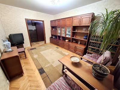 квартира по адресу Драгоманова ул., 25