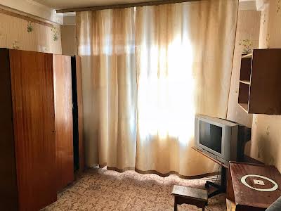 квартира за адресою Полярна вул., 11