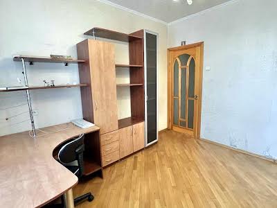 квартира по адресу Болградская, 34