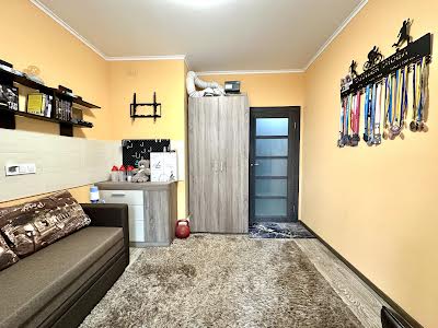 квартира за адресою Академіка Заболотного вул., 15-Б