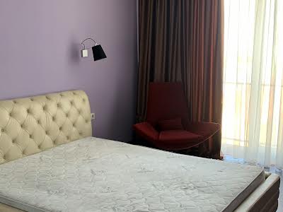 квартира за адресою Київ, Регенераторна вул., 4