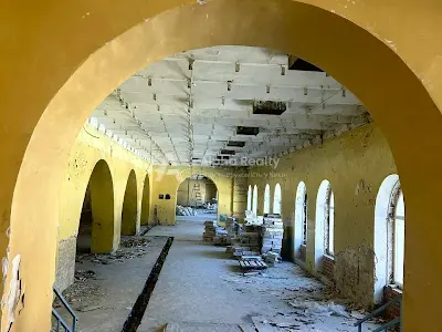 комерційна за адресою Князів Острозьких вул. (Московська), 8