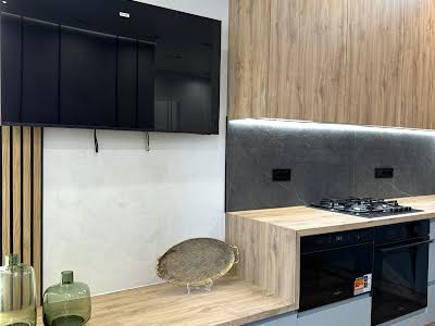 квартира за адресою Молодіжна вул., 10