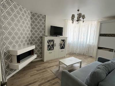 квартира за адресою Академіка Амосова вул., 63