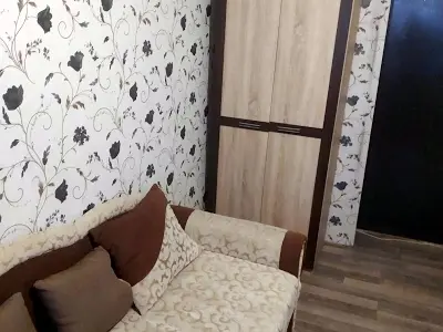 кімната за адресою Азербайджанська вул. (Бакинських Комісарів), 8-Б