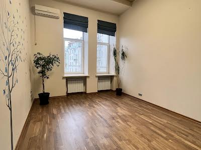 квартира за адресою Круглоуніверситетська вул., 14
