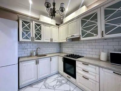 квартира за адресою Берестейський просп. (Перемоги), 77а