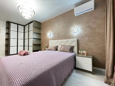 квартира за адресою с. Софіївська борщагівка, Молодіжна вул., 4