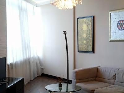 квартира за адресою Євгена Коновальця вул. (Щорса), 44-А