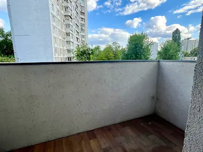 квартира за адресою Ревуцького вул., 7-В