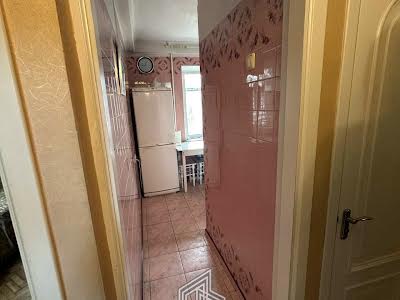 квартира за адресою Амвросія Бучми бульв., 6
