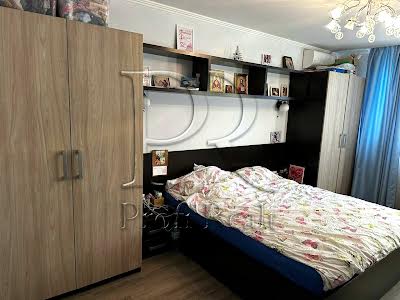 квартира за адресою смт. Коцюбинське, Пономарьова вул., 26 к4