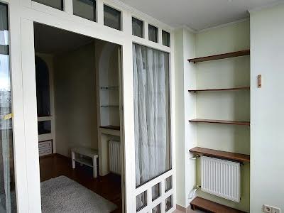 квартира за адресою Андрія Верхогляда вул. (Михайла Драгомирова), 4