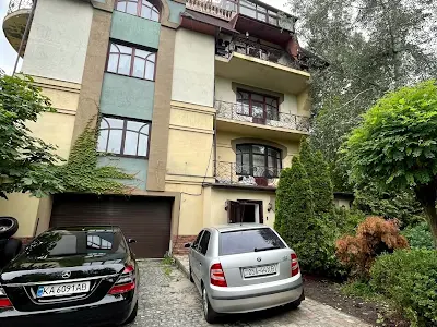 квартира за адресою Нагірна вул., 29-А