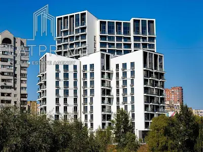 квартира за адресою Київ, Драгоманова вул., 31-А