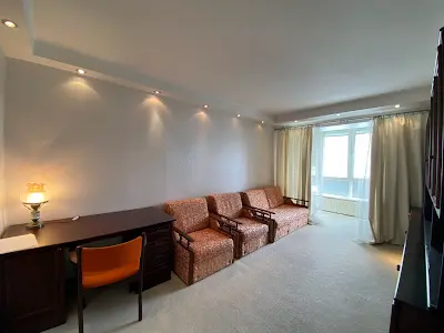 квартира по адресу Авиаконструктора Антонова ул., 15А