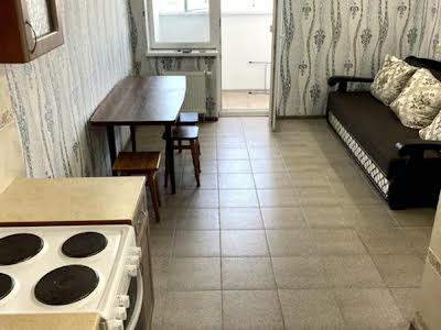 квартира за адресою Сім'ї Кульженків вул. (Петра Дегтяренка), 31-А