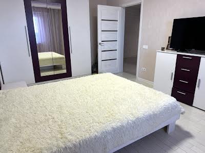 квартира за адресою Урлівська вул., 38