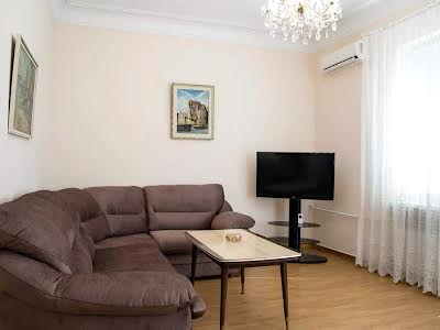 квартира по адресу Ивана Мазепы ул. (Январского Восстания), 3