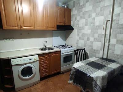 квартира за адресою Березняківська вул., 16