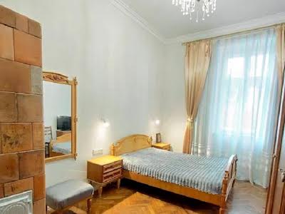 квартира за адресою Петра Війтовича вул., 10