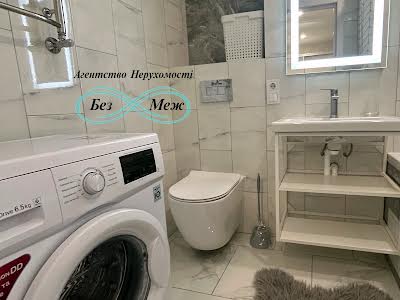 квартира за адресою Машинобудівників вул., 27
