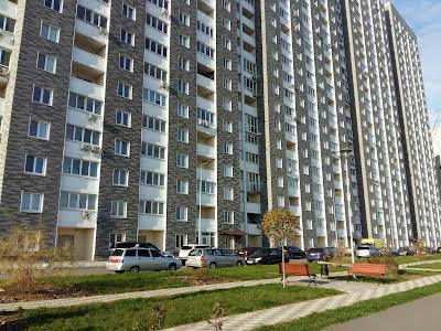 квартира за адресою Ревуцького вул., 54-А