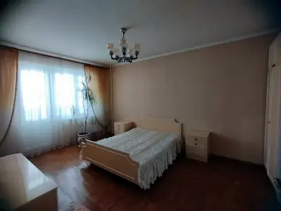 квартира за адресою Василя Стуса вул., 27