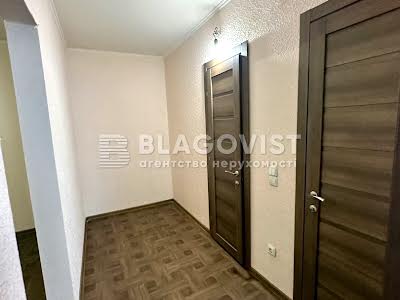 квартира по адресу Ревуцкого ул., 54